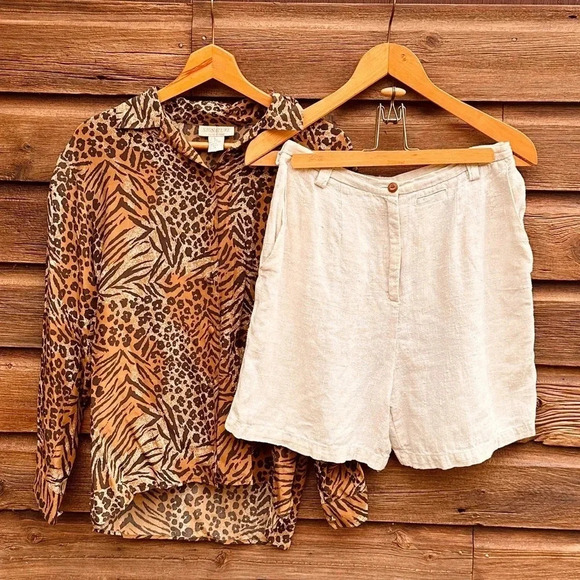 Vintage  Silk Road Blouse - 100%Silk - S - Picture 9 of 9